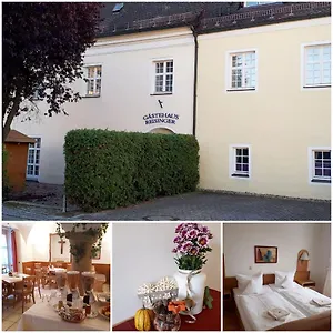 Gaestehaus Reisinger Bed & Breakfast